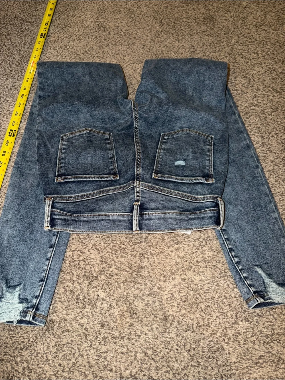 Old Navy Women's Washed Gray Skinny Jeans with Distressed Detail